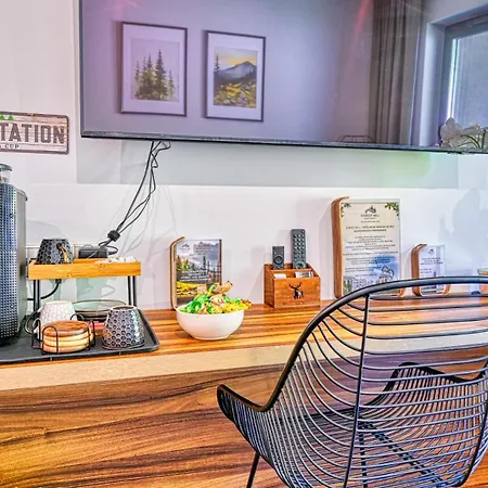Forest Hill D114 5d Apartament *